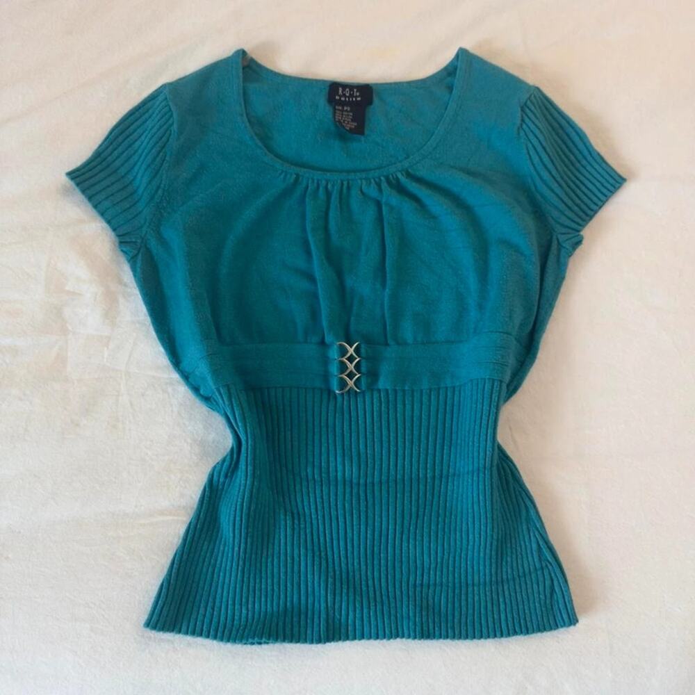 Teal Y2K ribbed top with silver buckle detail